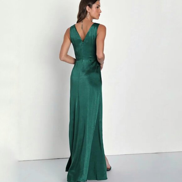 Lulus Perfect Refinement Emerald Satin Dress Size L NWOT - Picture 2 of 8